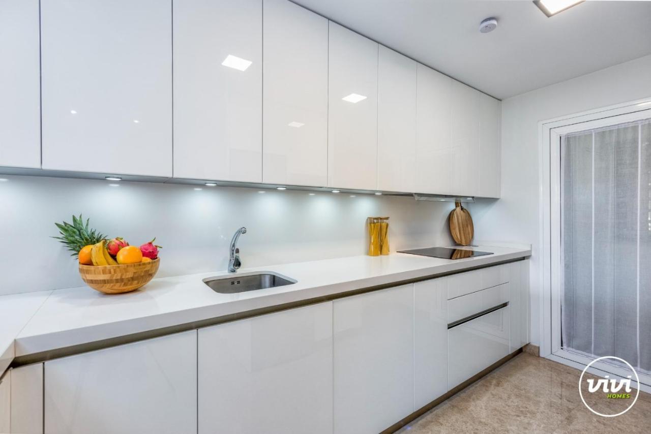 Vivi Homes - Boho Sunrise Alminar Pool, Garden & Terrace Apartment *